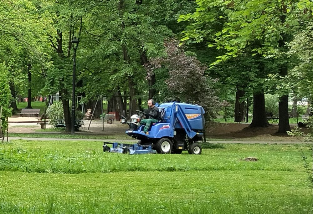 Koszenie Kosiarką Samozbierającą